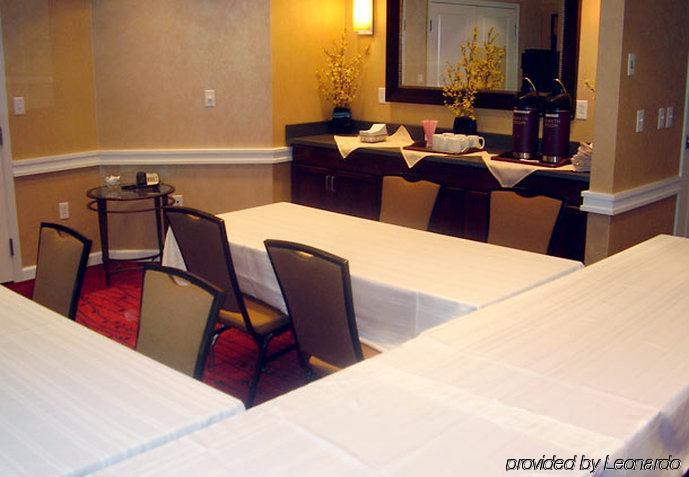 By Marriott 3* Hazleton
